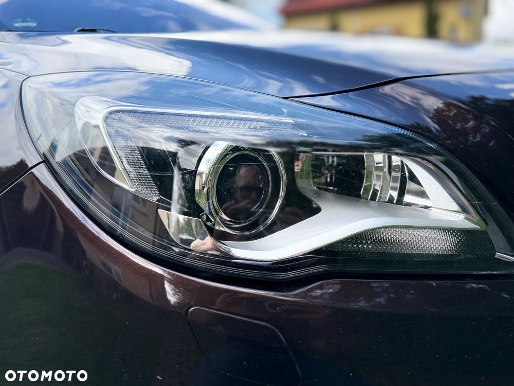 Opel Insignia - 32