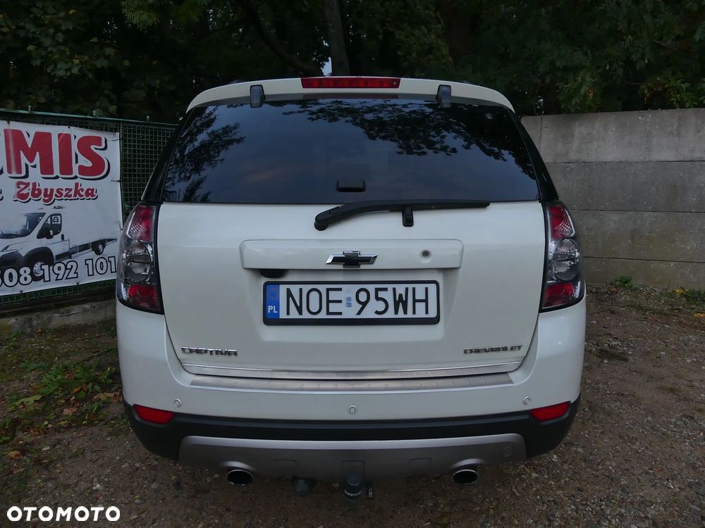 Chevrolet Captiva 2.2 d LTZ - 14