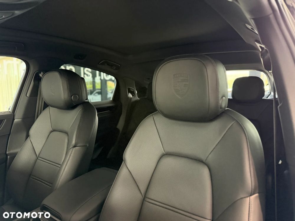 Porsche Cayenne Black Edition - 20