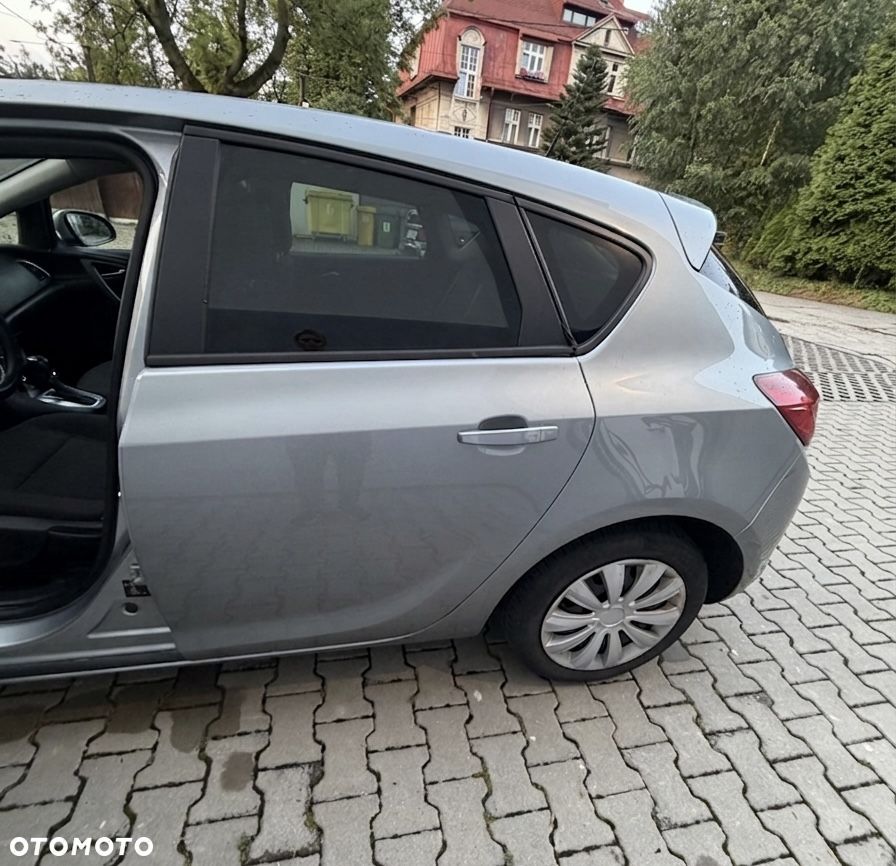Opel Astra 1.4 T Sport - 35