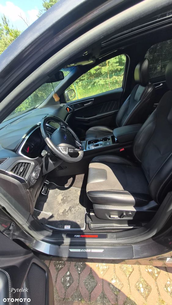 Ford Edge - 15