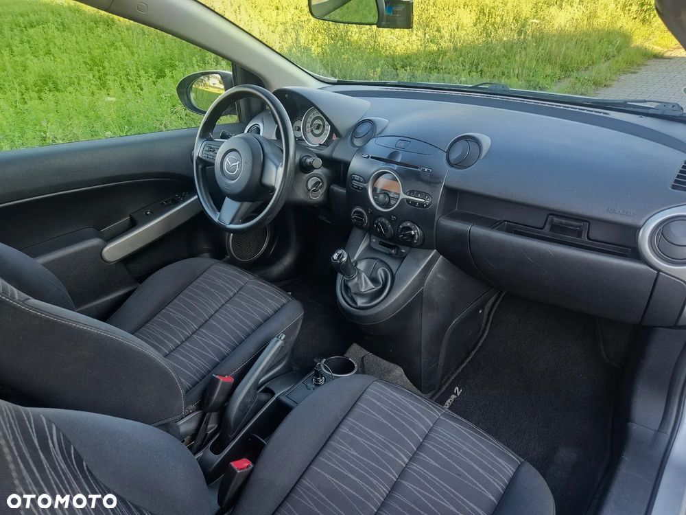 Mazda 2 1.3 MZR Active - 21