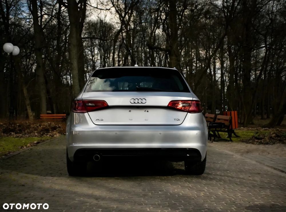 Audi A3 Sportback 1.6 TDI Sport S tronic - 10