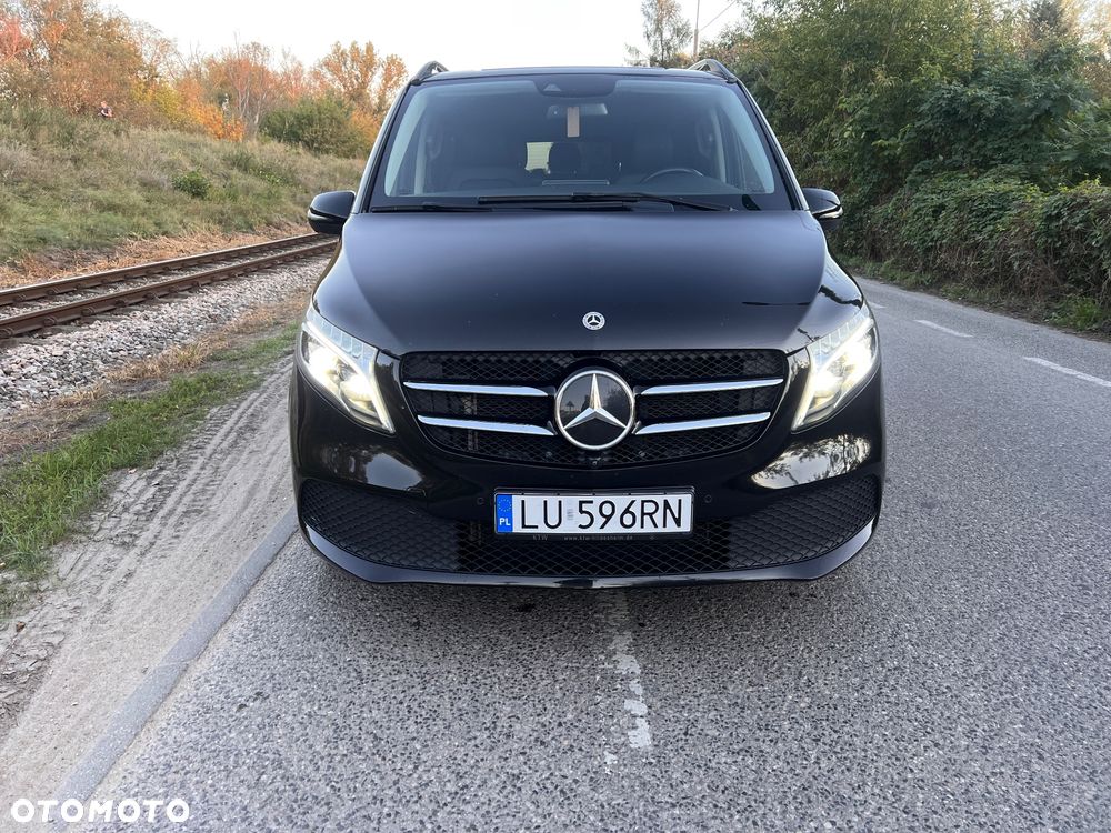 Mercedes-Benz Klasa V 300 d extralang 4Matic 9G-TRONIC Avantgarde - 3