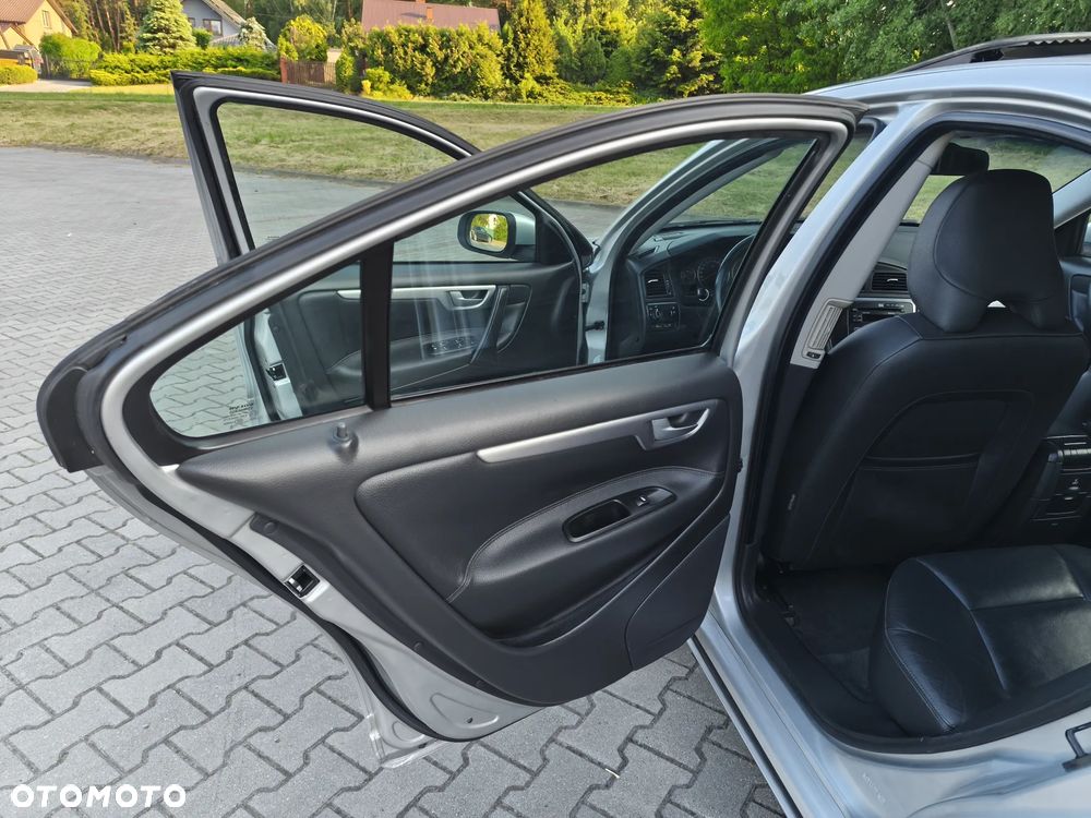 Volvo S60 2.4 Summum - 34