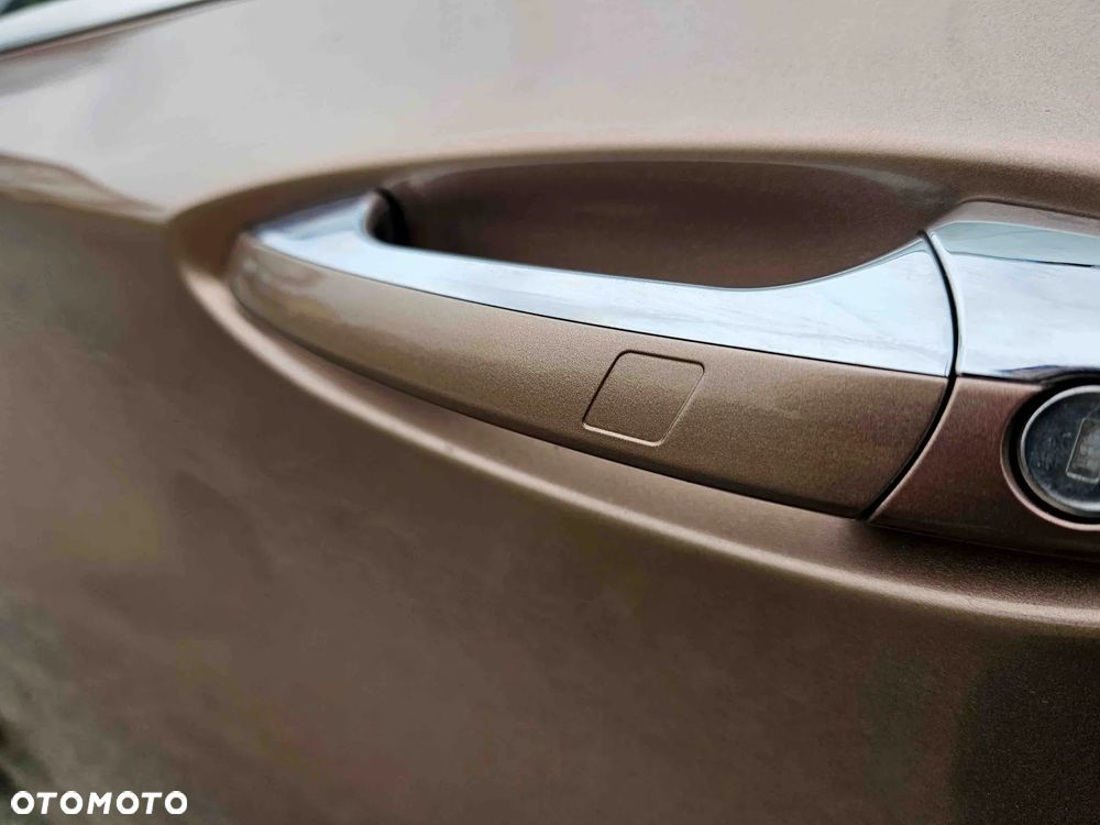 Infiniti Q30 1.6t Premium - 28