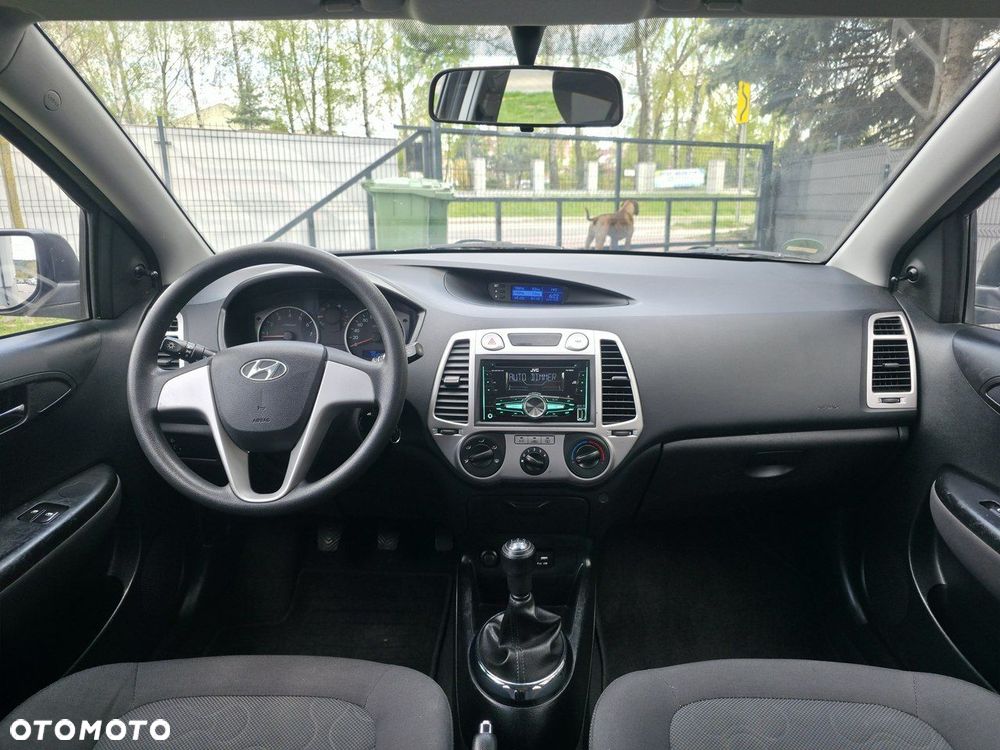 Hyundai i20 - 10