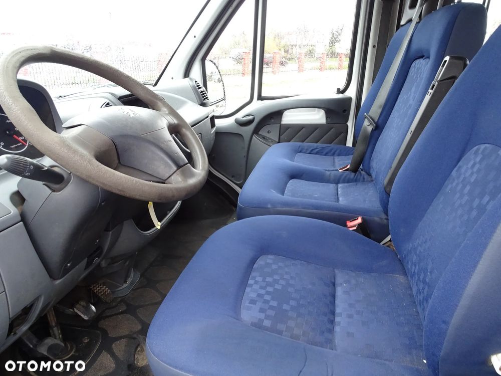 Peugeot Boxer Skrzynia 7 osobowy - 8