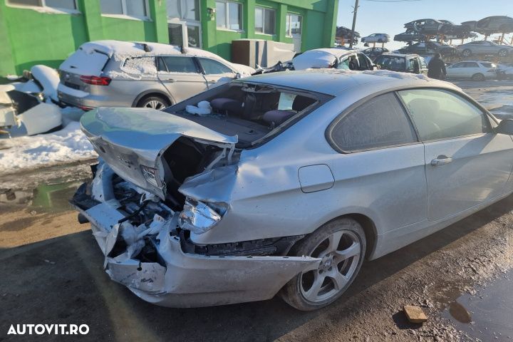 clapeta de acceleratie termoflot debitmetru aer BMW seria 3 e92 coupe motor 2.0 benzina 143cp N43B20A dezmembrez - 3