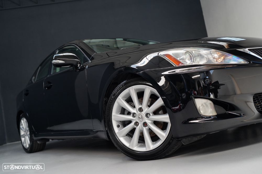 Lexus IS 220 d P.Executive 2G - 3