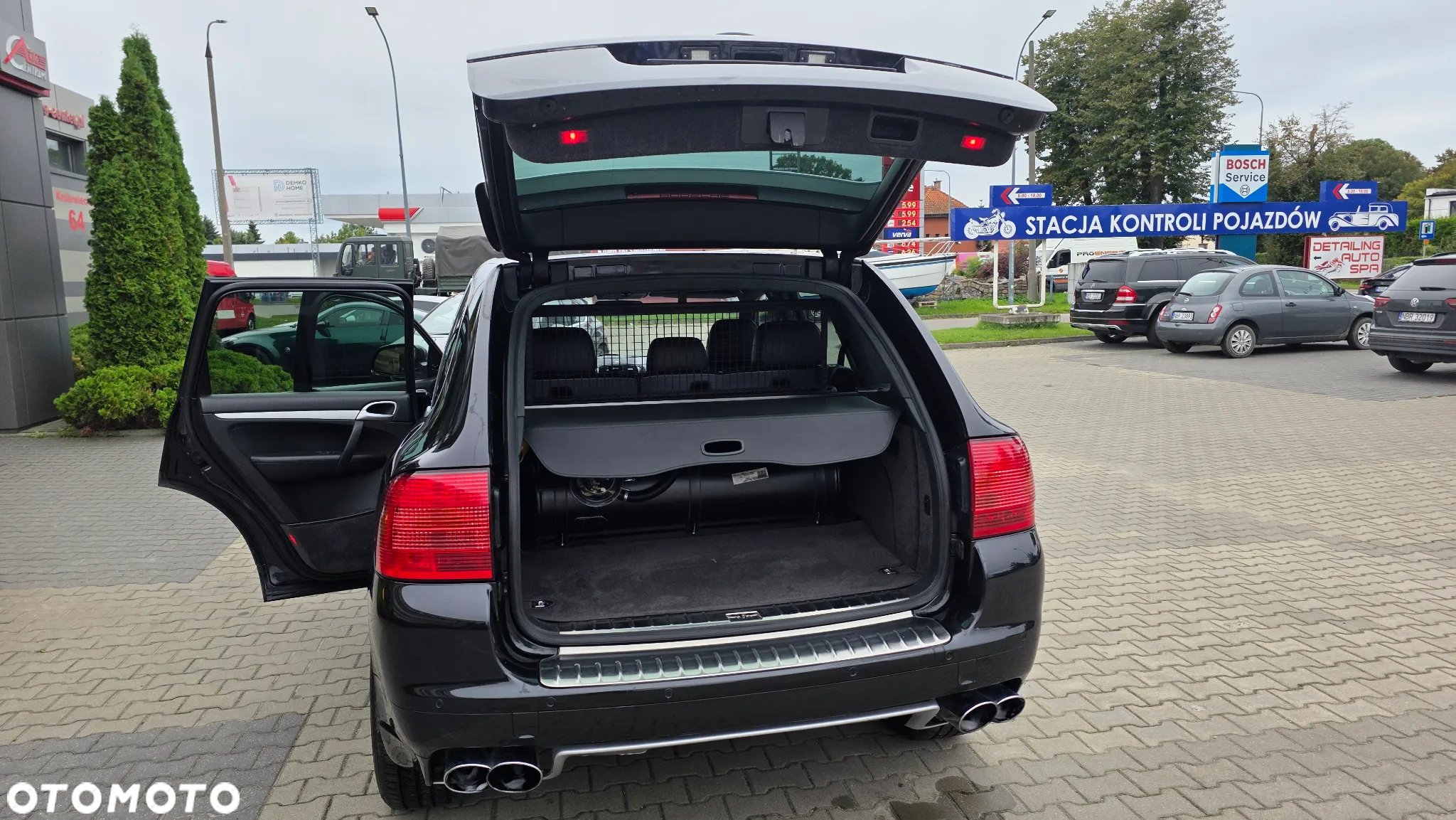 Porsche Cayenne Turbo - 7