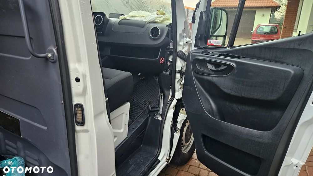 Mercedes-Benz sprinter - 26