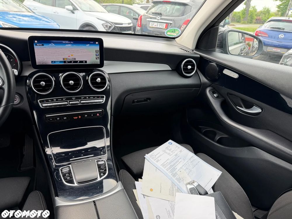 Mercedes-Benz GLC 300 e 4-Matic - 18