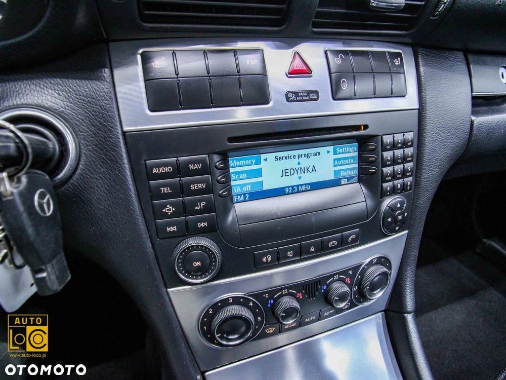 Mercedes-Benz Klasa C 200 T Kompressor Automatik Avantgarde Sport Edition - 19