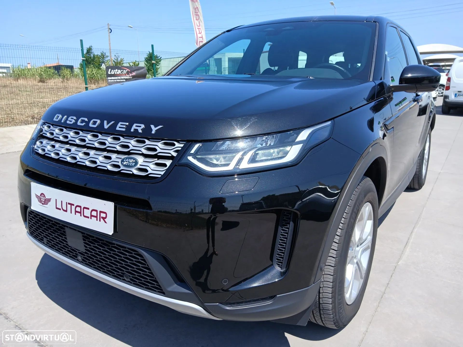 Land Rover Discovery Sport 1.5 I3 P300e AWD R-Dynamic SE - 1