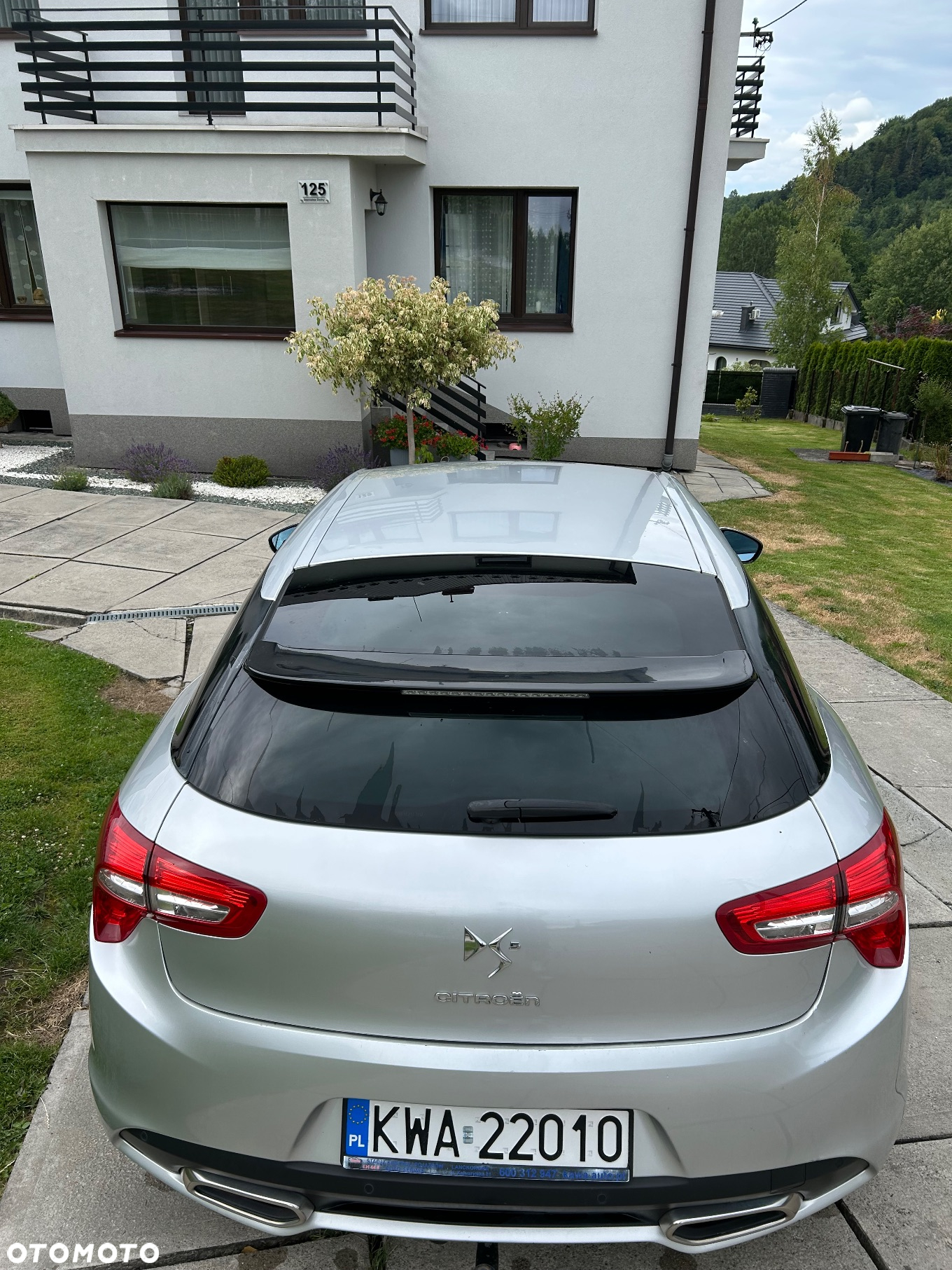 Citroën DS5 e-HDi 110 EGS6 Chic - 9