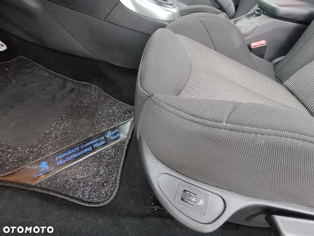 Peugeot 308 CC 1.6 THP Active - 29