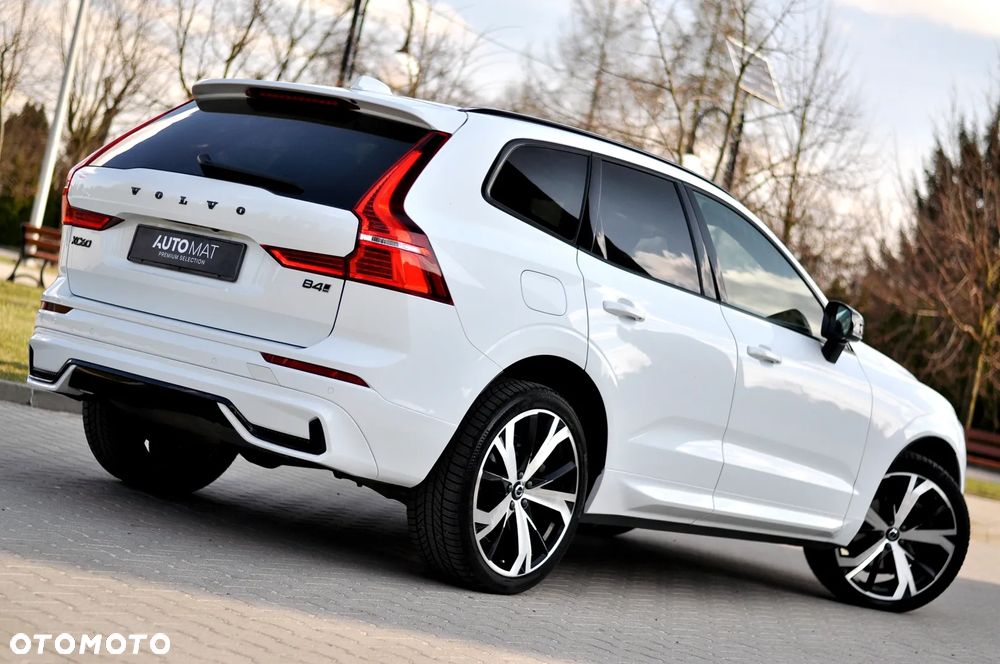 Volvo XC 60 B4 D AWD Plus Dark - 9
