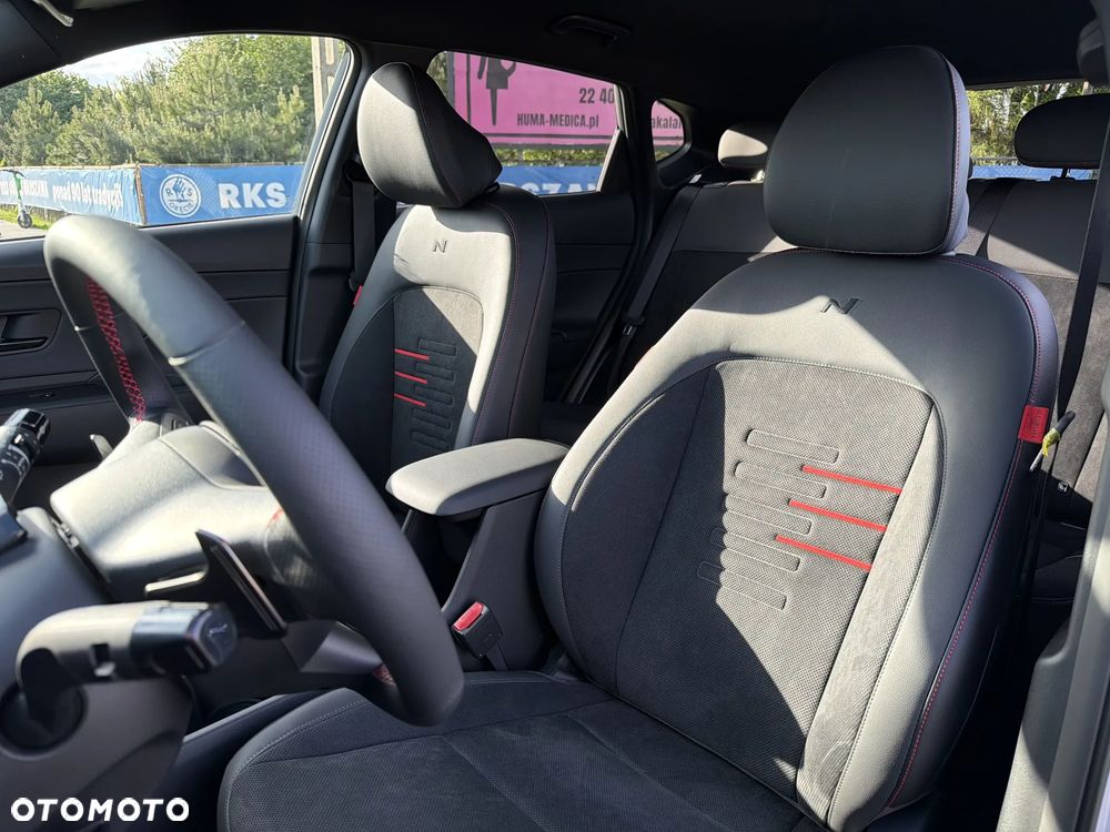 Hyundai Kona 1.6 GDI Hybrid N-Line DCT - 12
