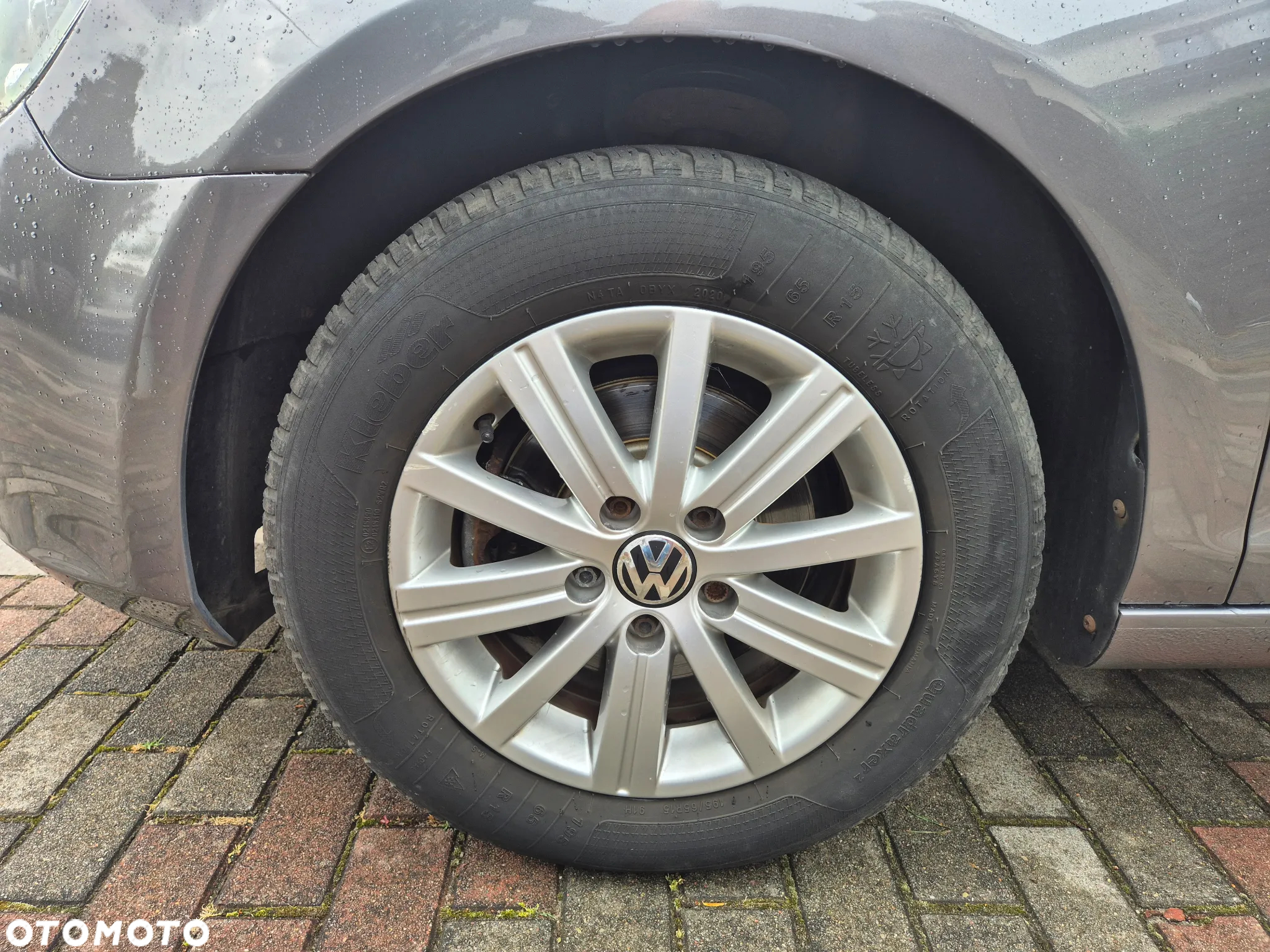 Volkswagen Golf - 9