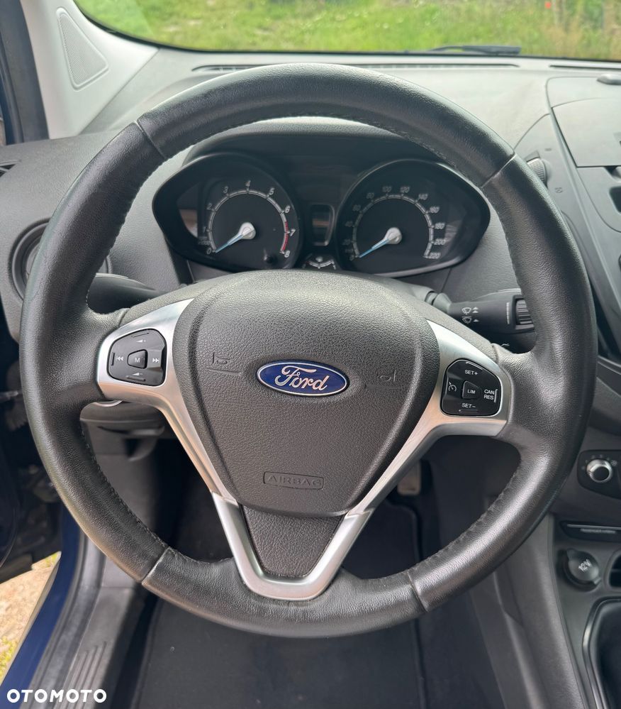 Ford Tourneo Courier - 13