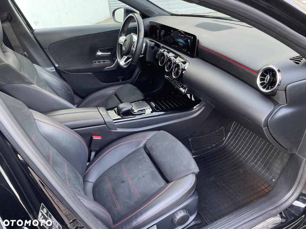 Mercedes-Benz Klasa A 180 d 7G-DCT AMG Line - 29