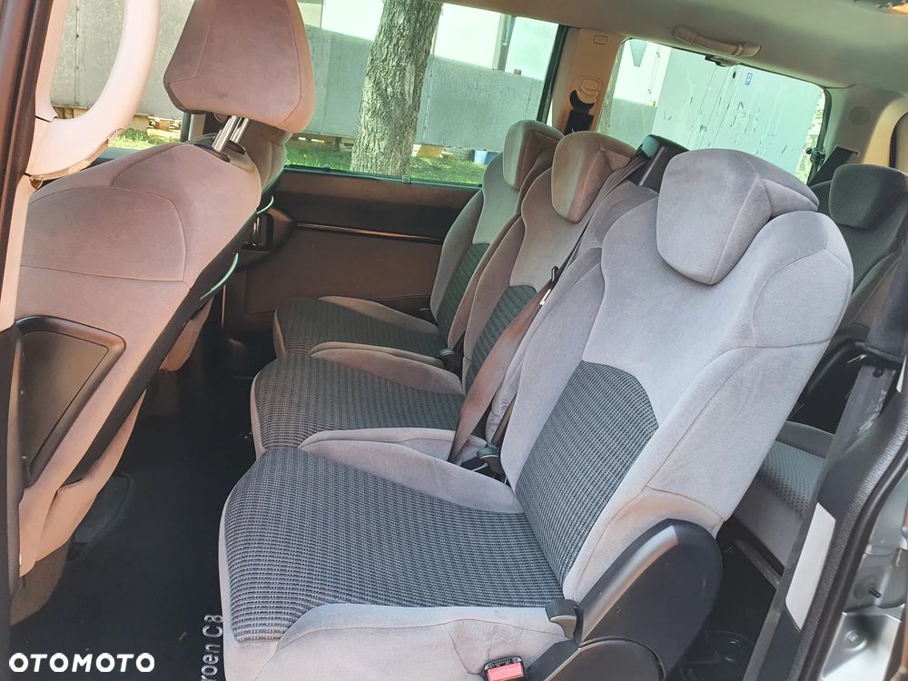 Citroën C8 - 13