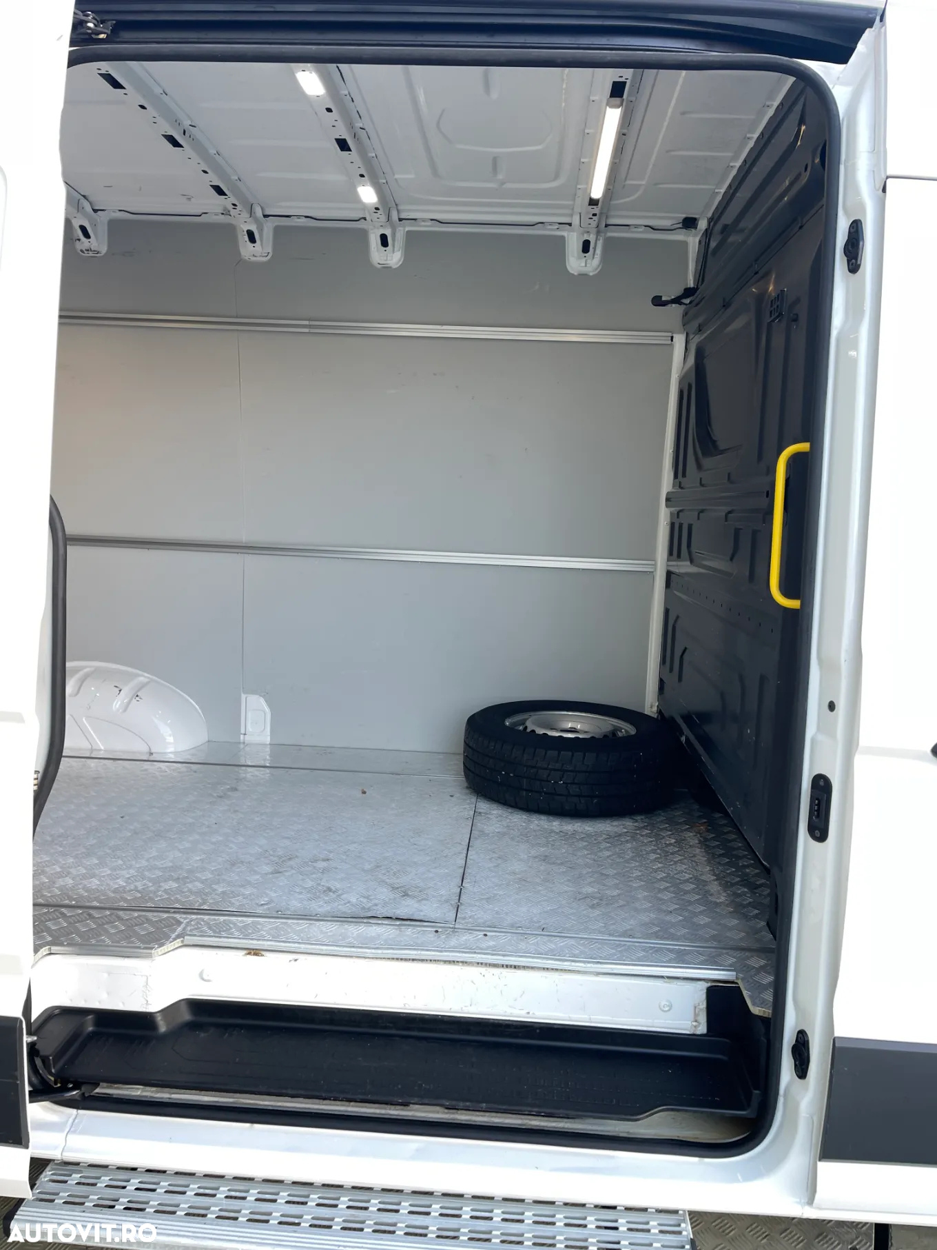 MAN TGE 3.180 / CRAFTER L3H2 - 17