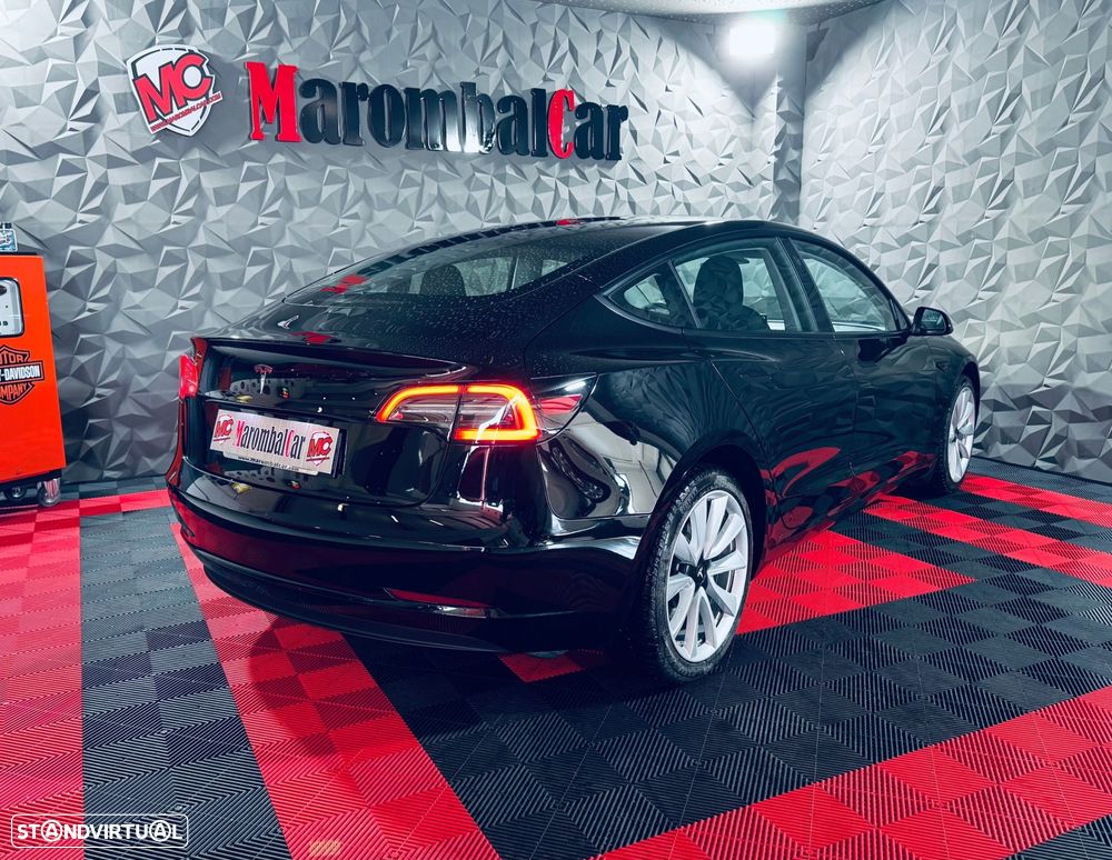 Tesla Model 3 - 13