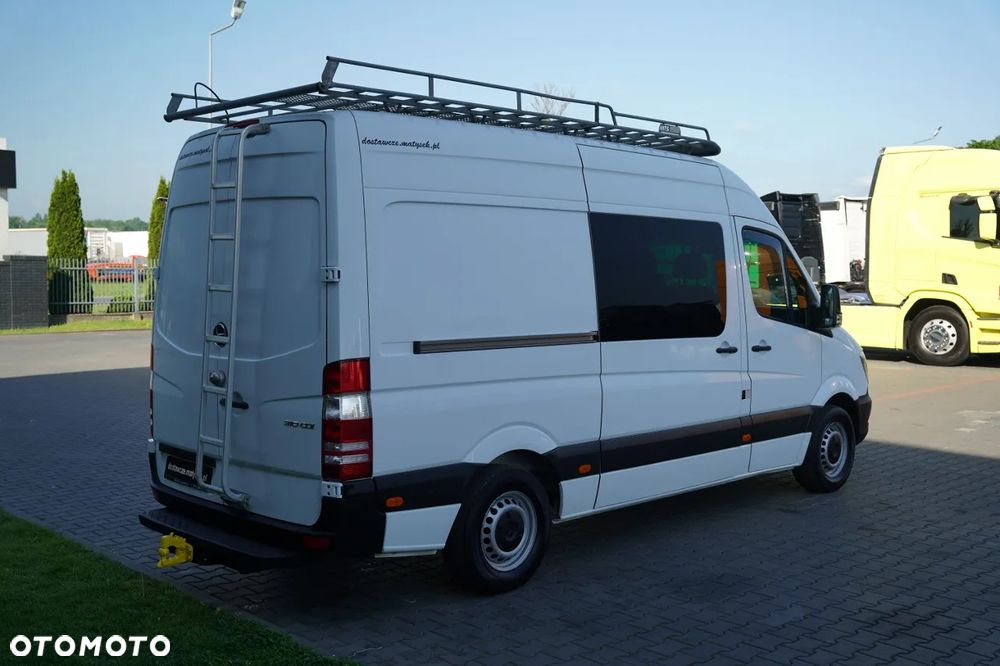 Mercedes-Benz SPRINTER 310 CDI / BRYGADÓWKA  7 MIEJSC / MANUAL / BLASZAK / FURGON - 7