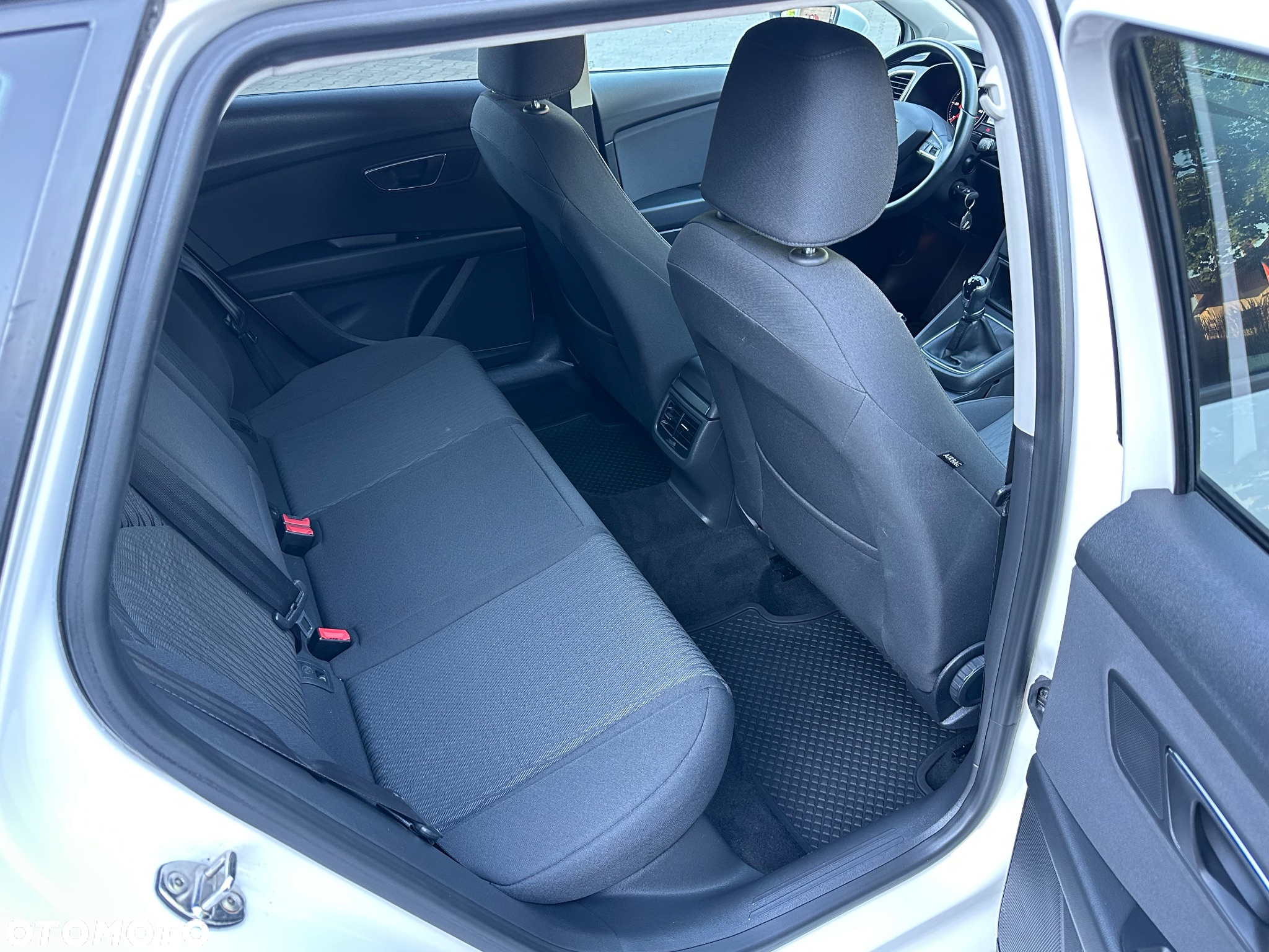 Seat Leon ST 1.6 TDI Start&Stop Reference - 8