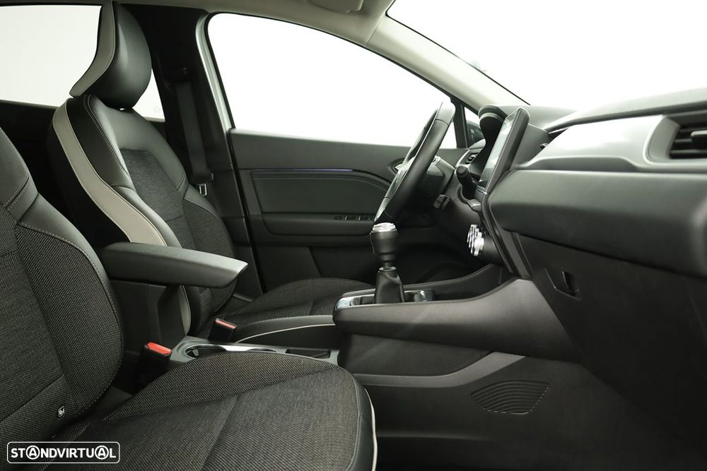 Renault Captur 1.0 TCe Techno Bi-Fuel - 23