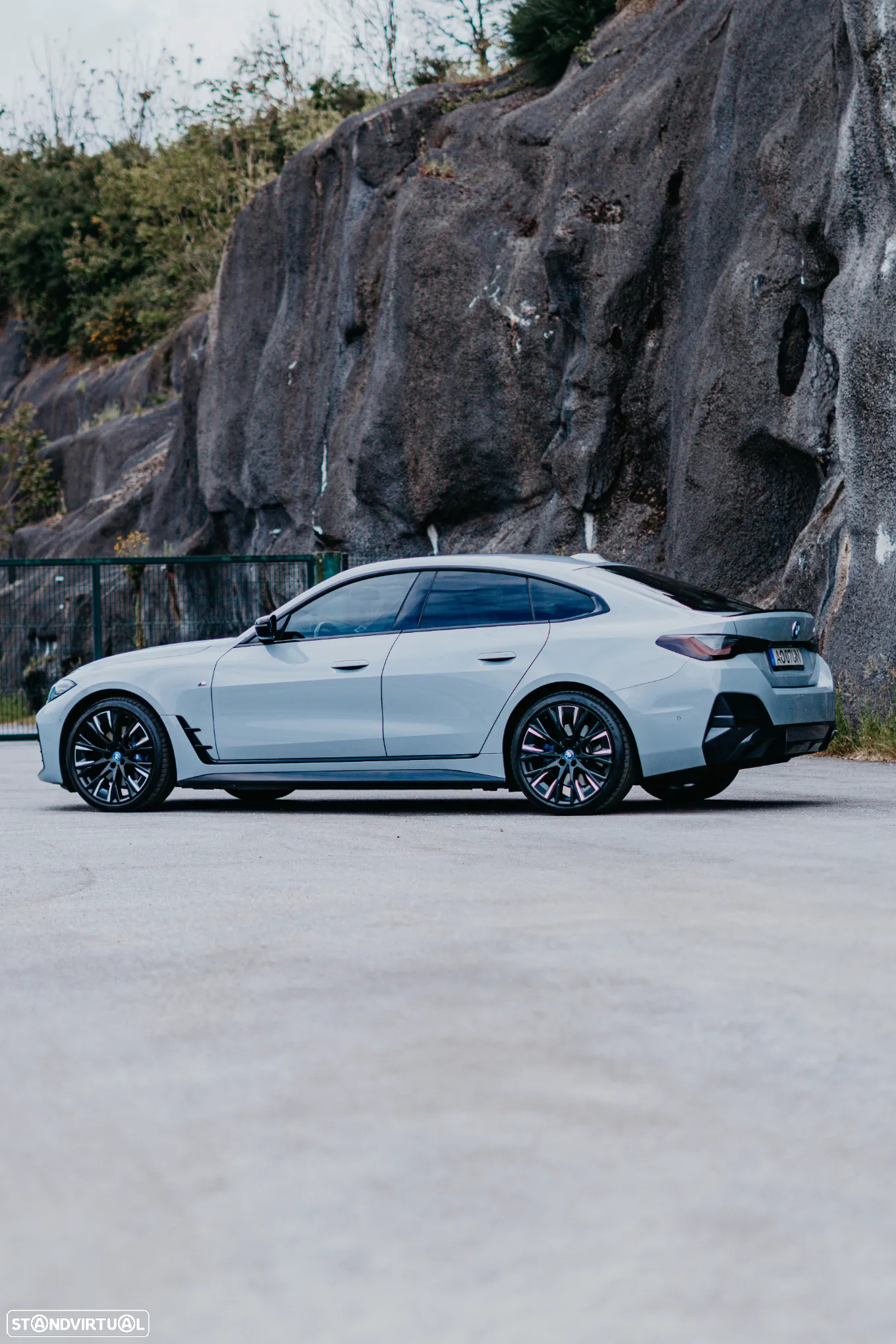 BMW i4 eDrive40 Pack Desportivo M - 19