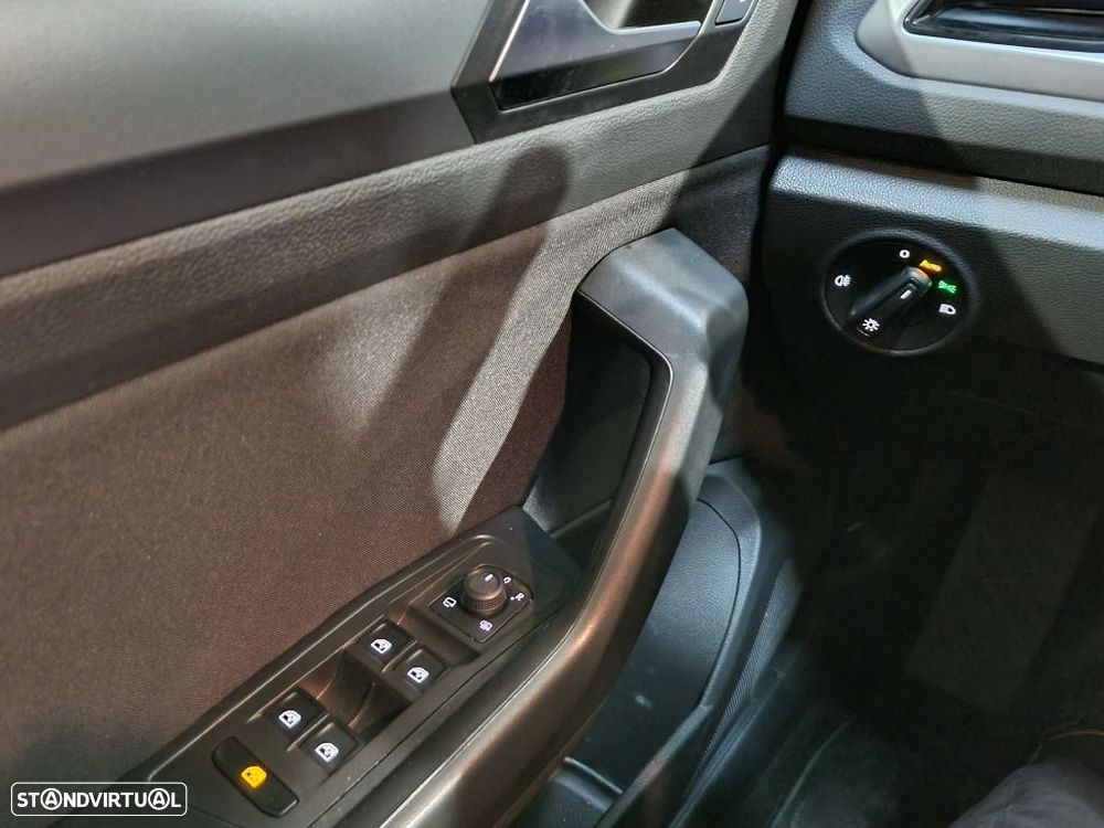 VW T-Roc 1.0 TSI Life - 12