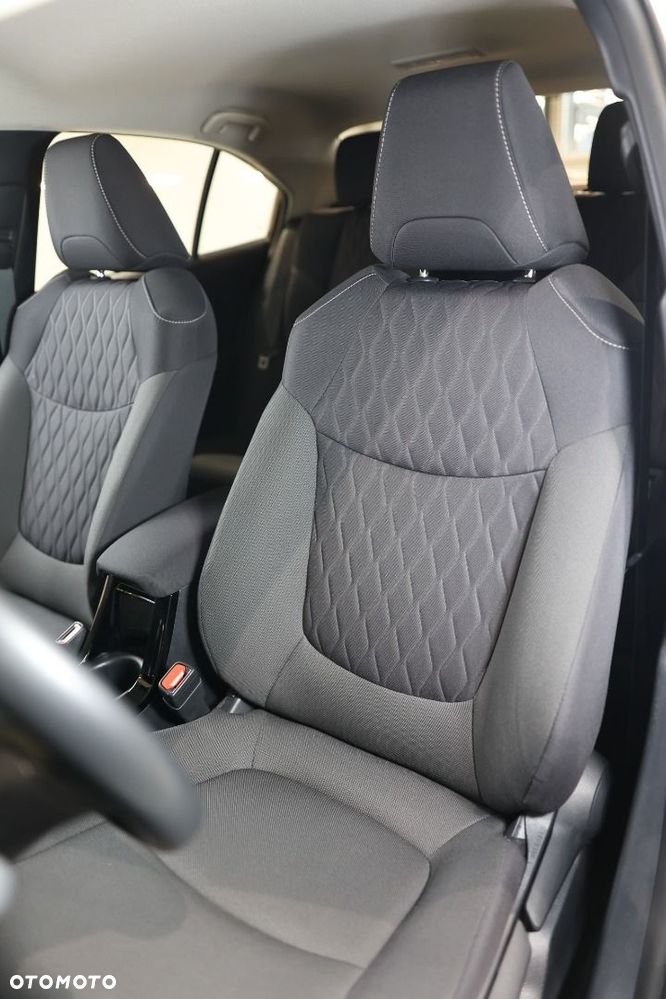 Toyota Corolla - 10