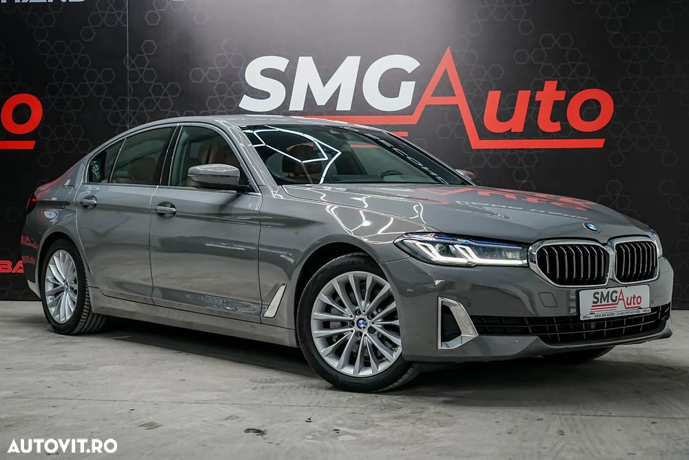 BMW Seria 5 530i Aut. Luxury Line - 24