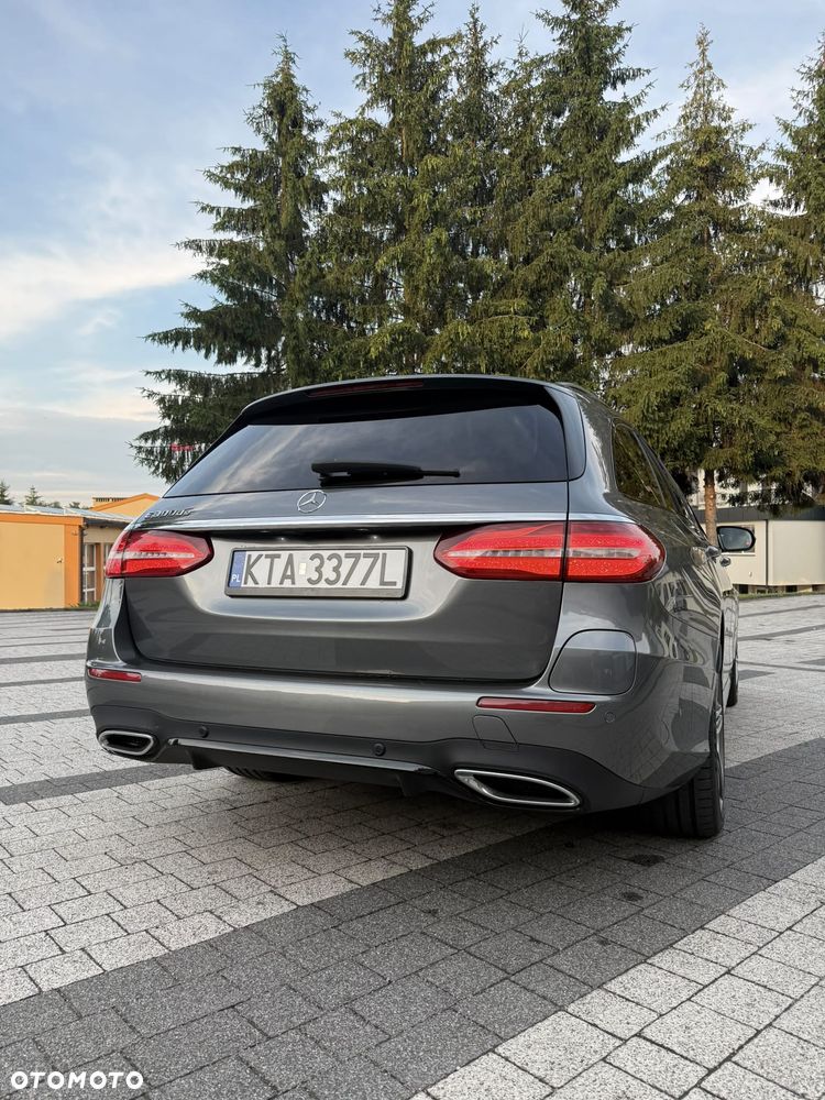 Mercedes-Benz Klasa E 300 de AMG - 7