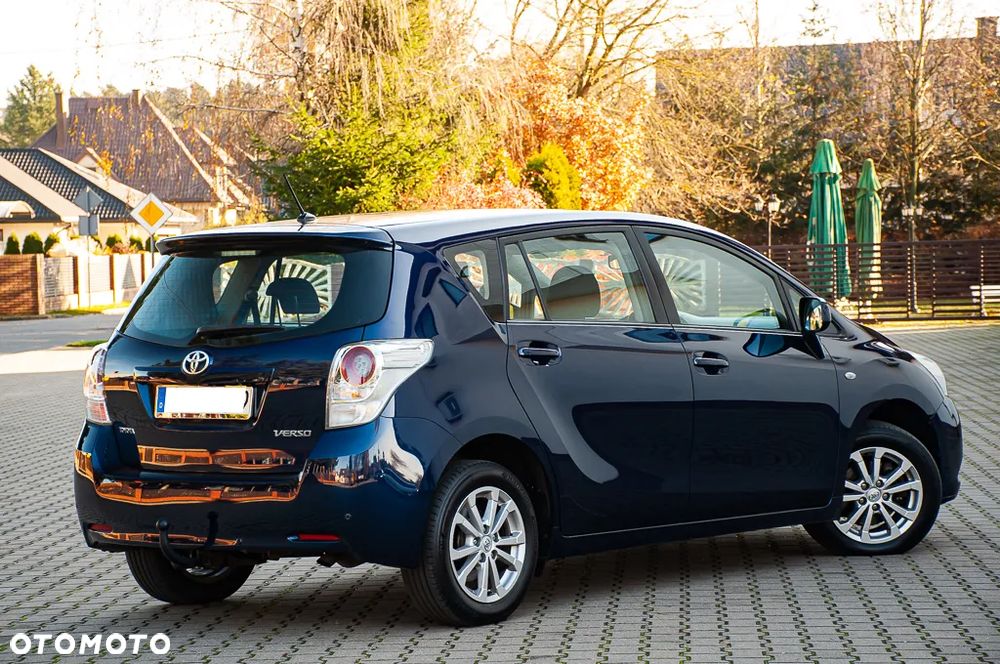 Toyota Verso 1.8 5-Sitzer Executive - 13