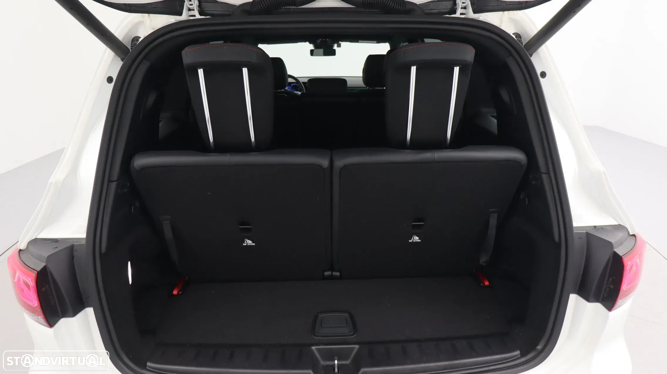 Mercedes-Benz EQB 350 4Matic AMG Line - 30