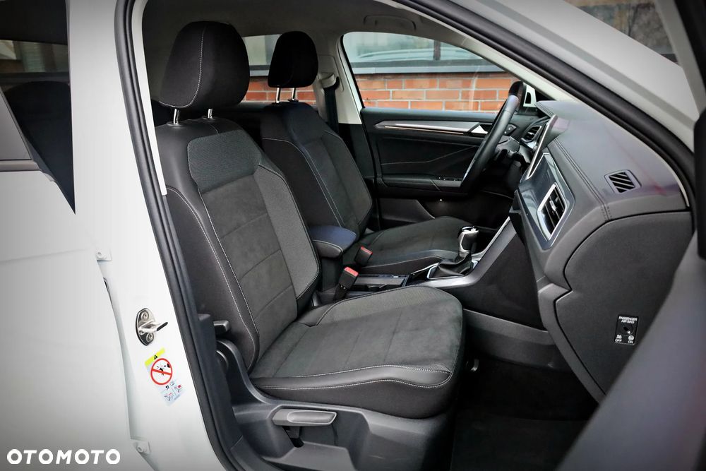 Volkswagen T-Roc 1.5 TSI Style DSG - 25