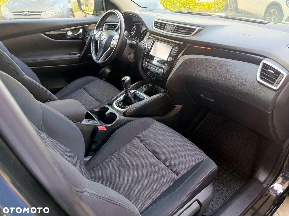 Nissan Qashqai 1.2 DIG-T N-Connecta EU6 - 11