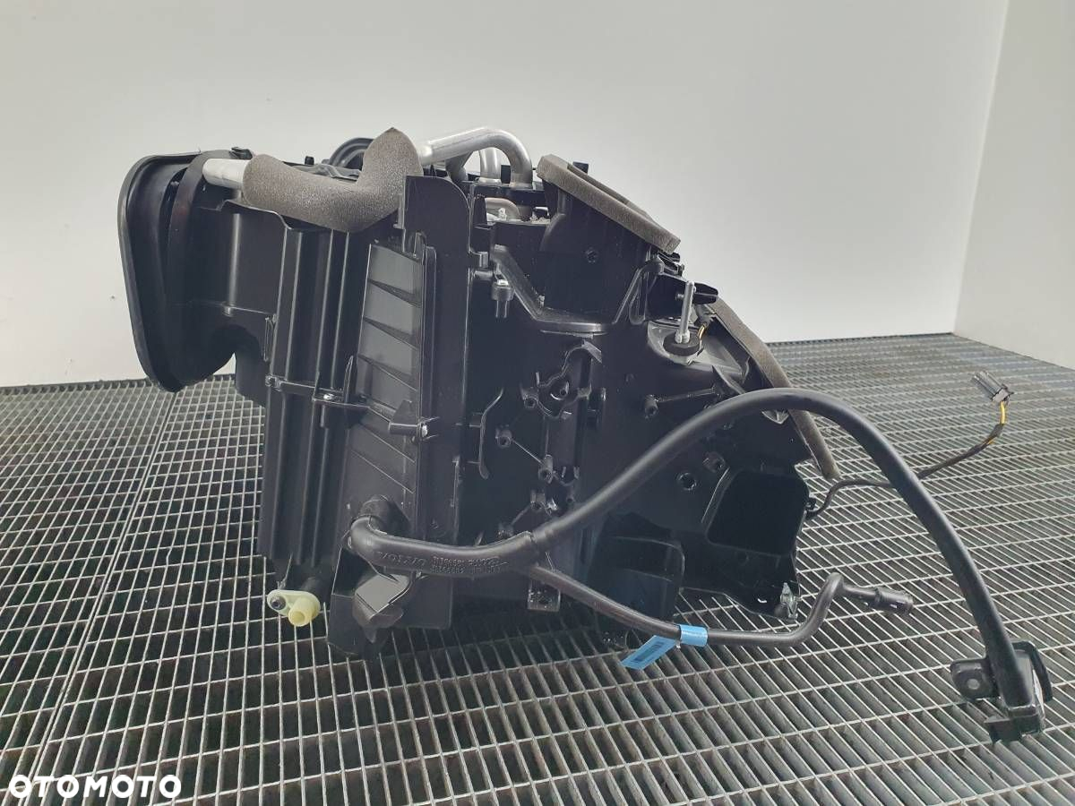 NAGRZEWNICA KOMPLETNA VOLVO S90 II 32275610 - 6