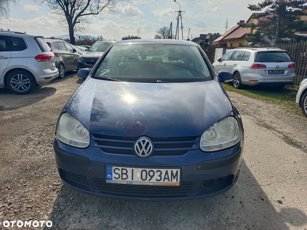 Volkswagen Golf - 6