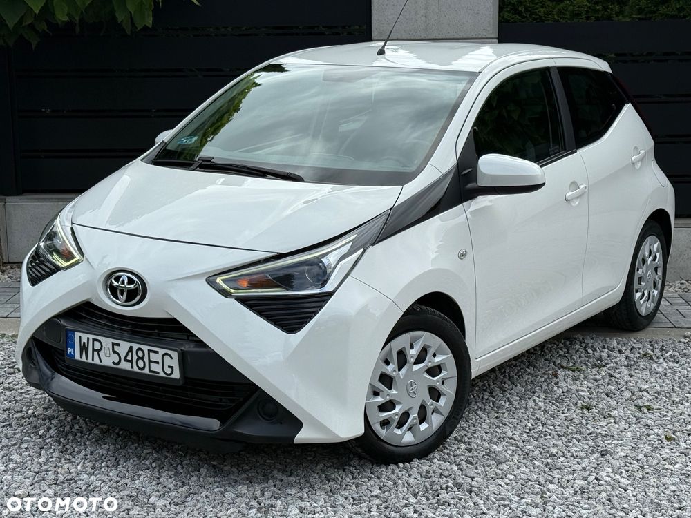 Toyota Aygo x-business - 2