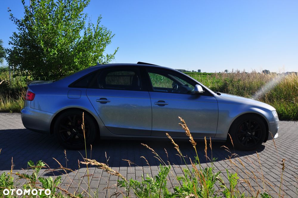 Audi A4 ver-2-0-tfsi-multitronic-s-line-sportpaket - 4
