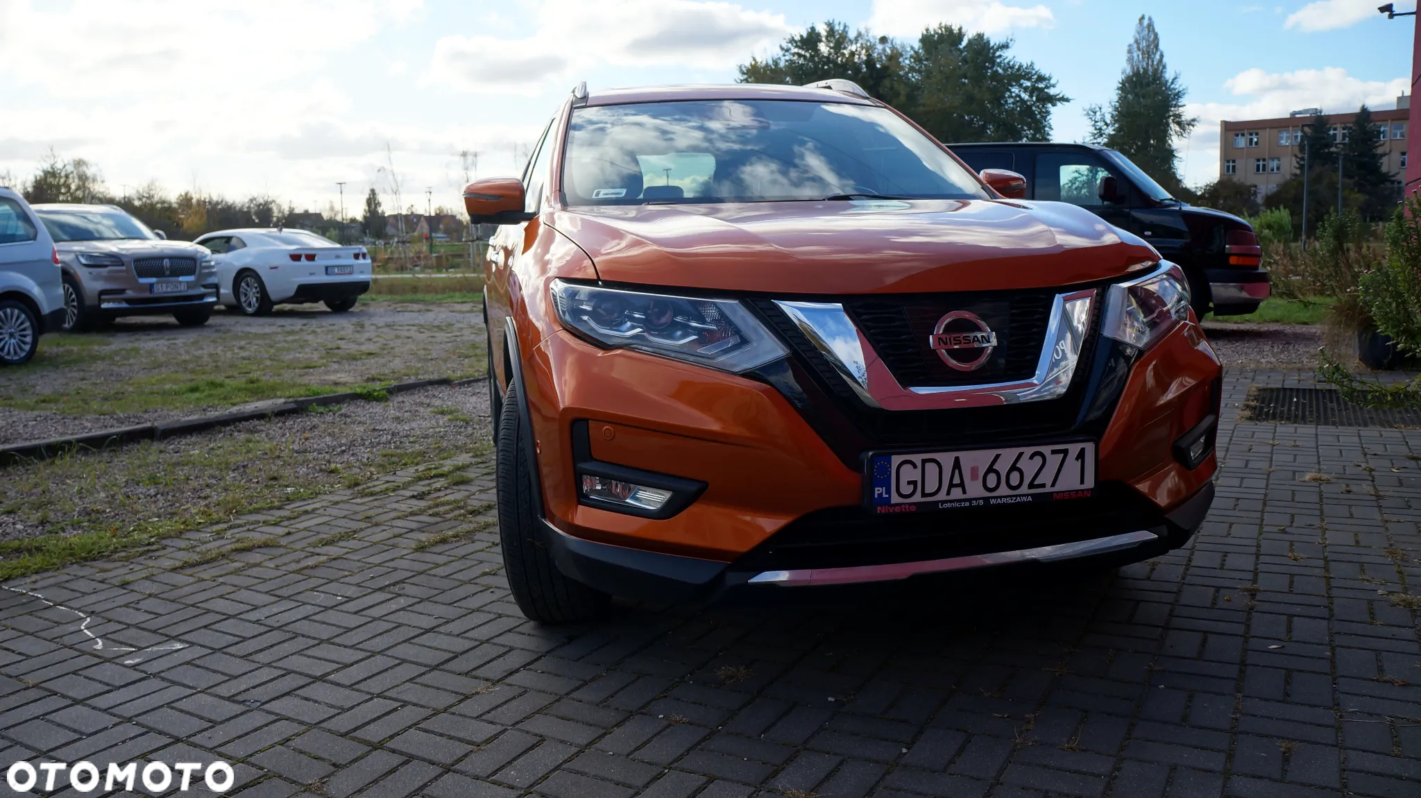 Nissan Rogue - 3