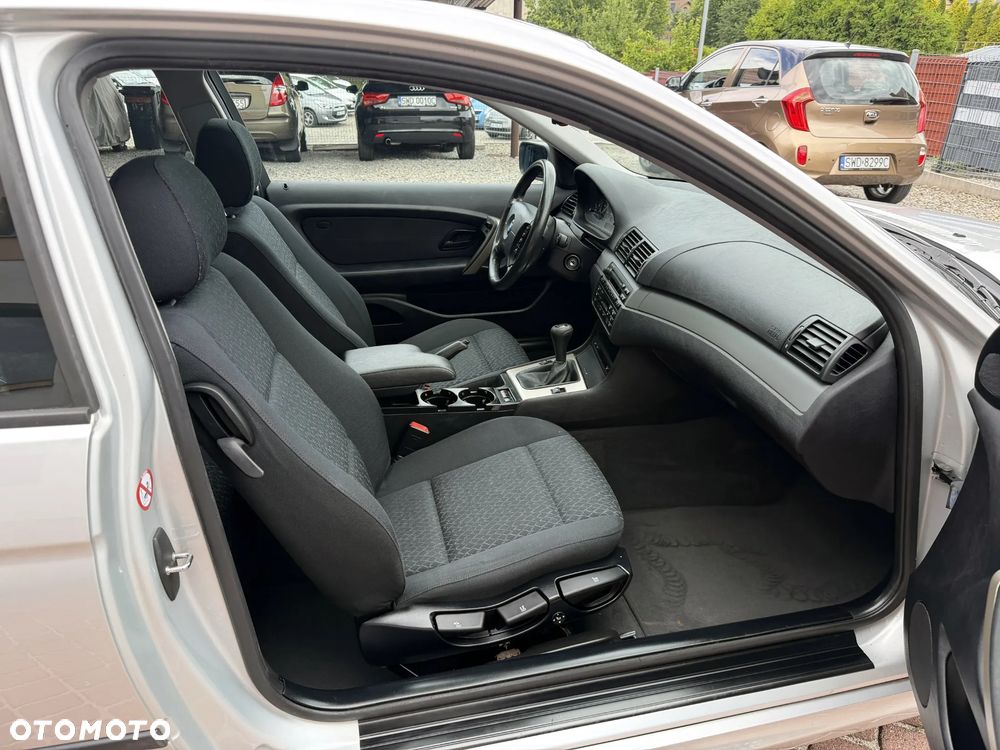 BMW Seria 3 316ti Edition Lifestyle - 32