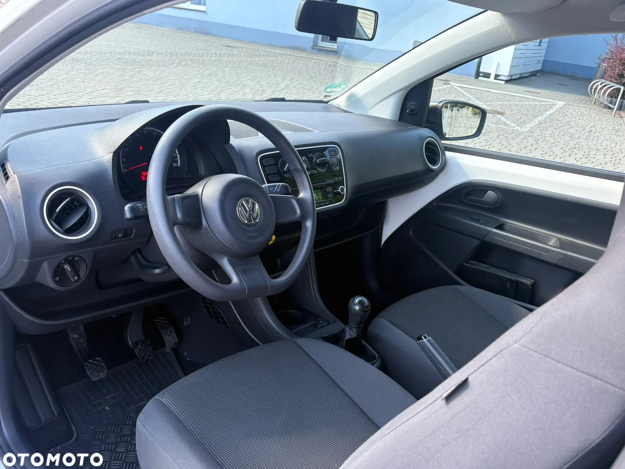 Volkswagen up! white style - 9