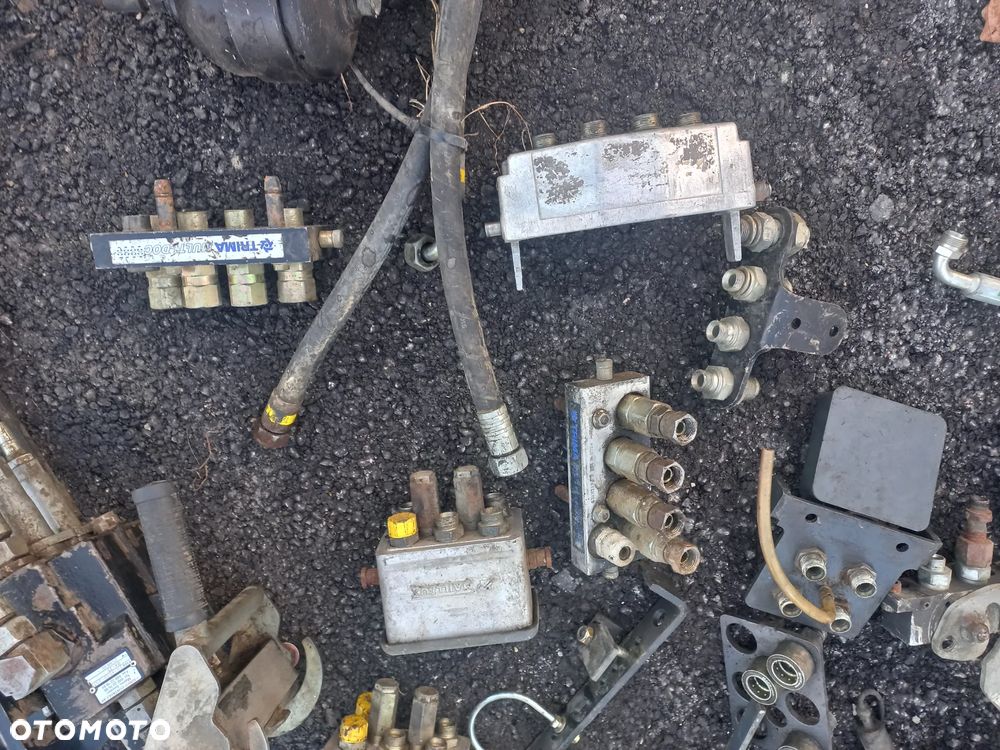 Rozdzielacz Hydrauliczny szybko złącze MAILLEUX SDM 143/2-PM SZYBKOZŁĄCZE do tura zawór sterujący 2S-4550-2ST, dcm142/2,TRIMA MULTI-DOC,KASETA,Ładowacz czołowy,stoll,manip,multizłącze,klamra, TUR FAUCHEUX PRESTIGE 120 F2 - 10