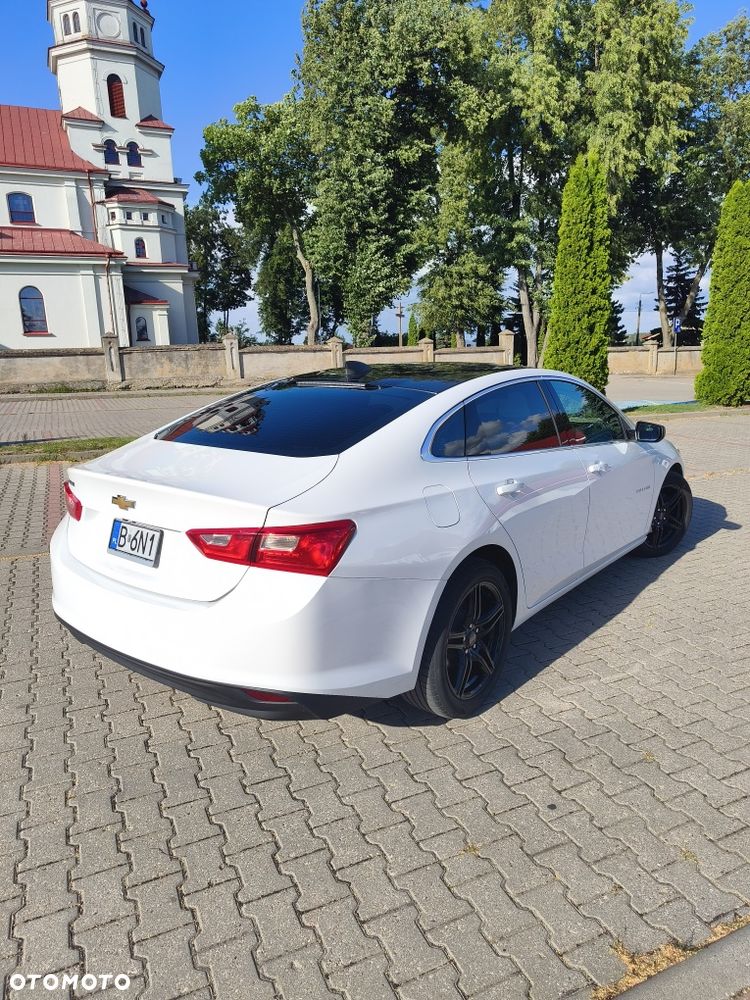 Chevrolet Malibu - 4